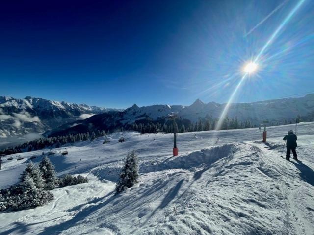טשאגונס Alpenchalet Piz Huesli מראה חיצוני תמונה