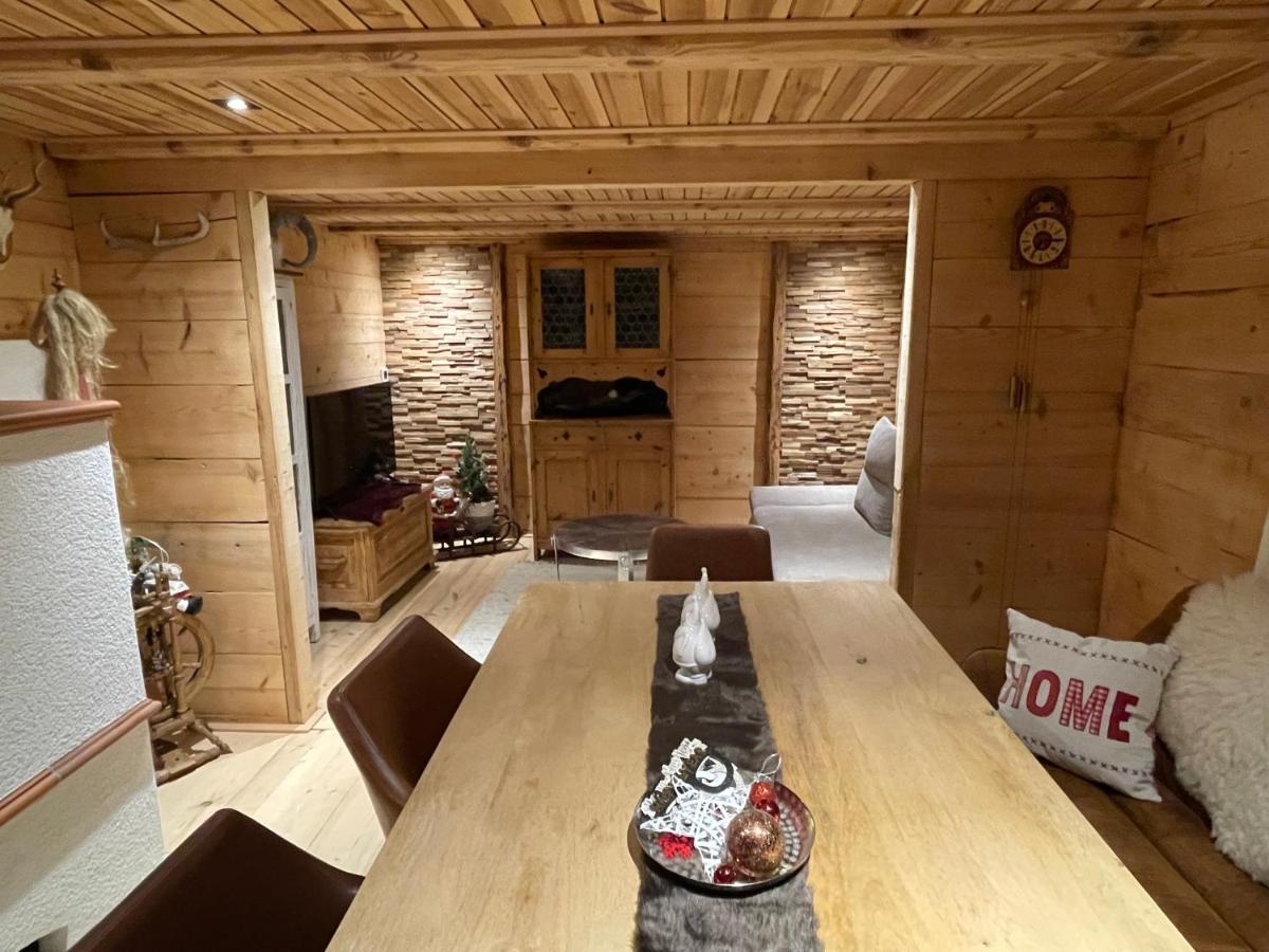 טשאגונס Alpenchalet Piz Huesli מראה חיצוני תמונה