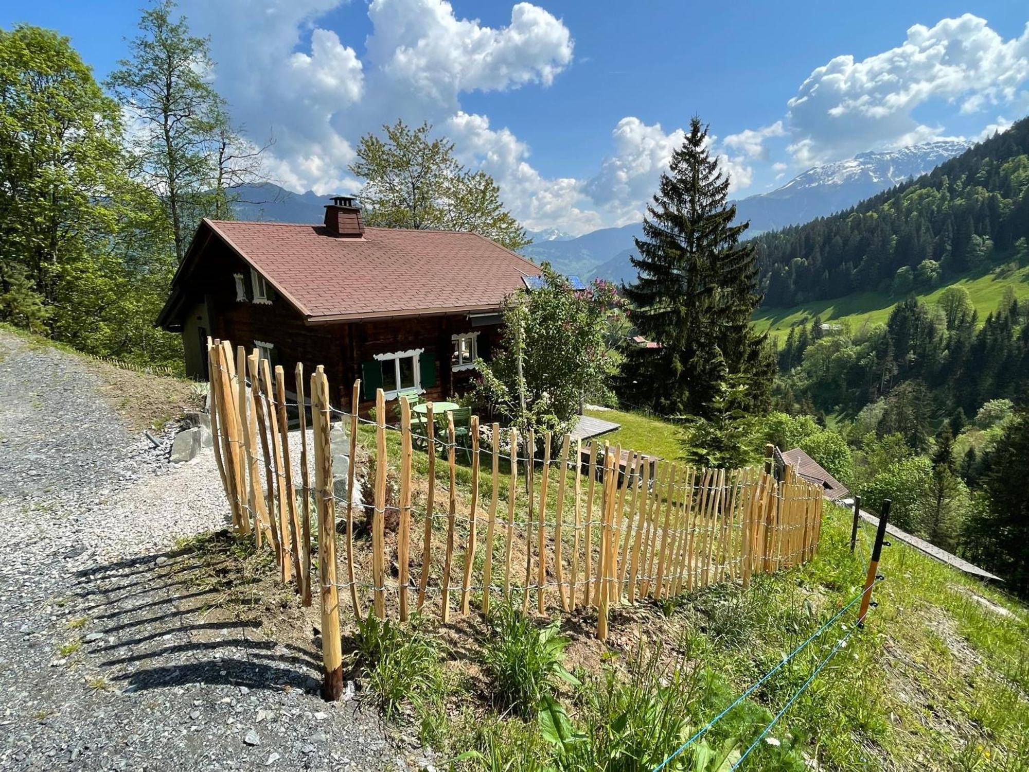 טשאגונס Alpenchalet Piz Huesli מראה חיצוני תמונה