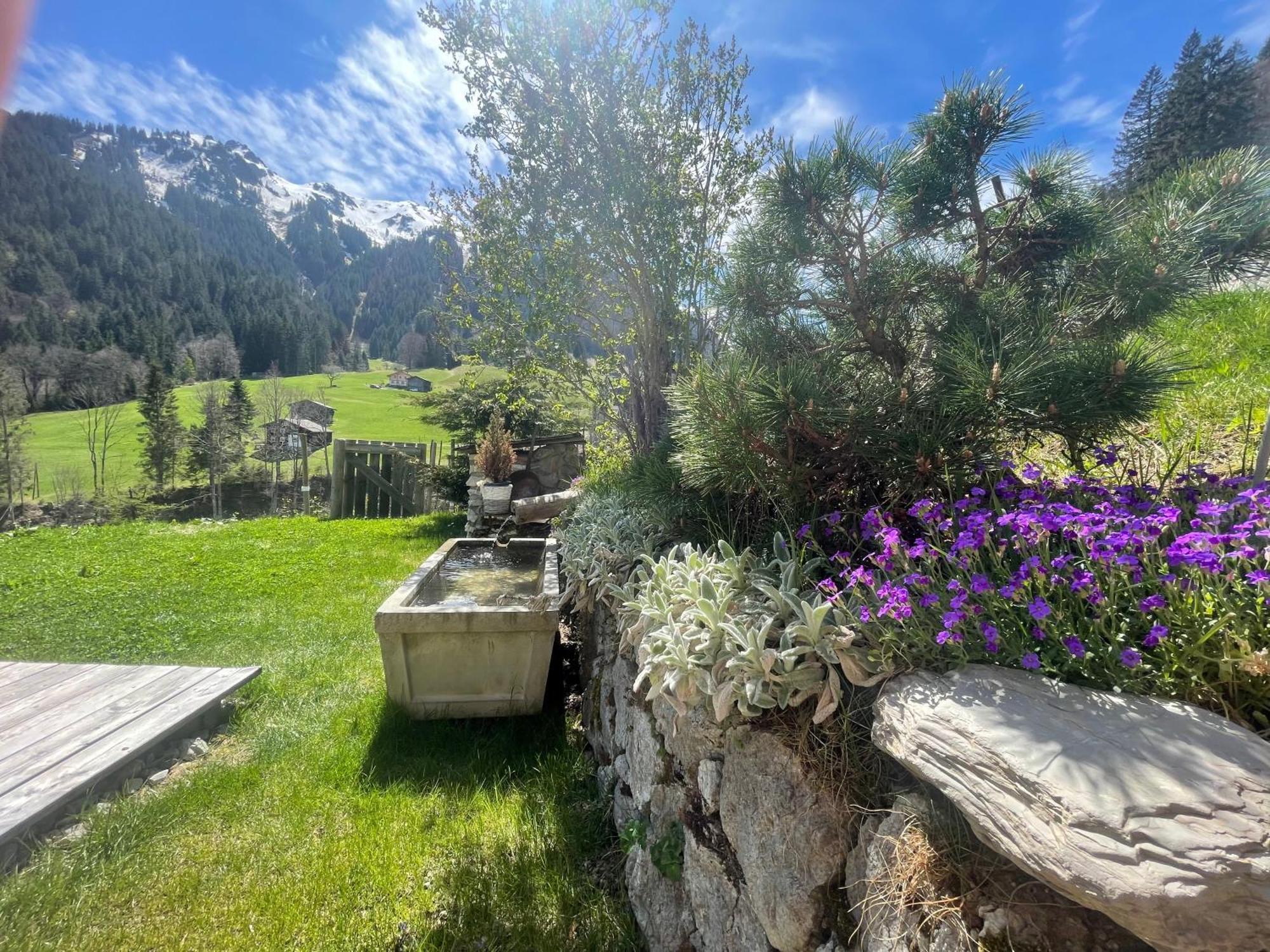 טשאגונס Alpenchalet Piz Huesli מראה חיצוני תמונה